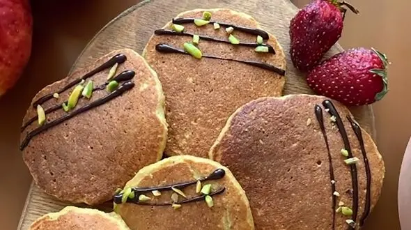 پنکیک سالم سیب دارچین عصرونه بهاری + فیلم
