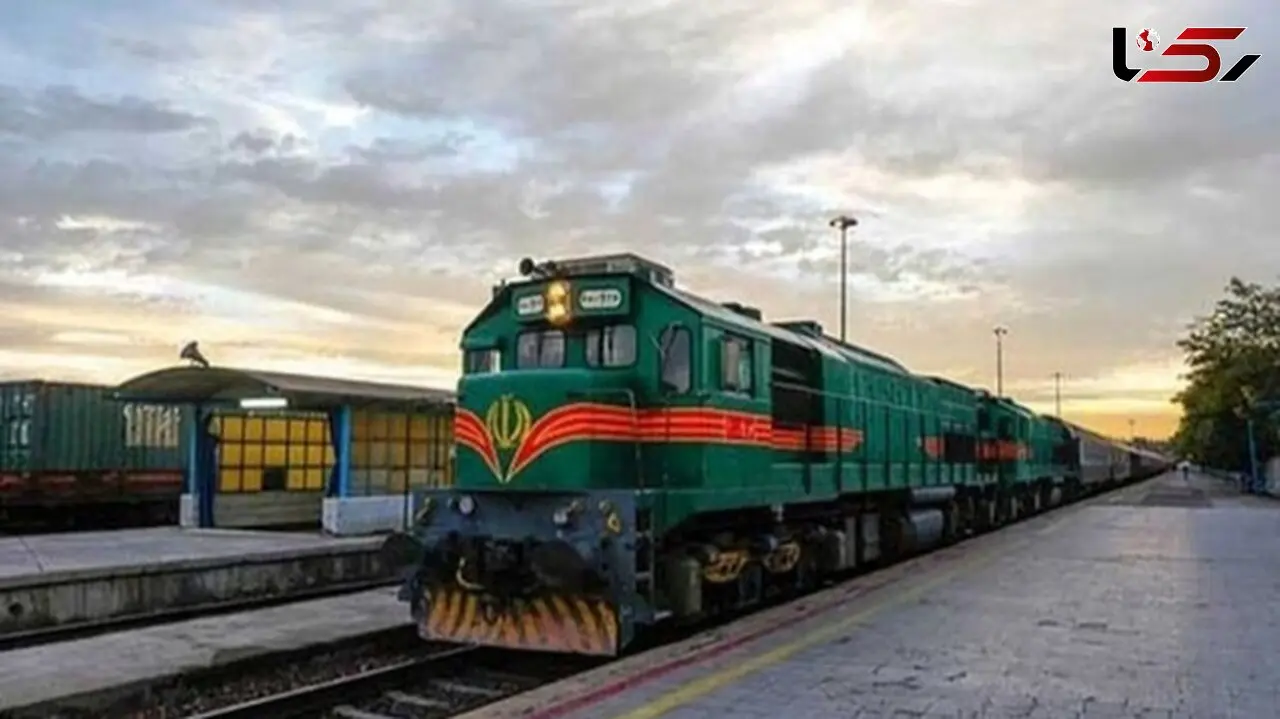 برخورد قطار خاش – زاهدان با واگن باری در ایستگاه زاهدان