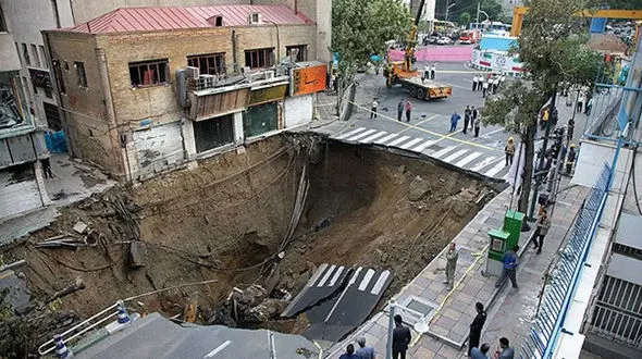 تهران و البرز سالانه 7 سانتی متر فرونشست می کنند / آخرین وضعیت فرونشست زمین در ایران + فیلم