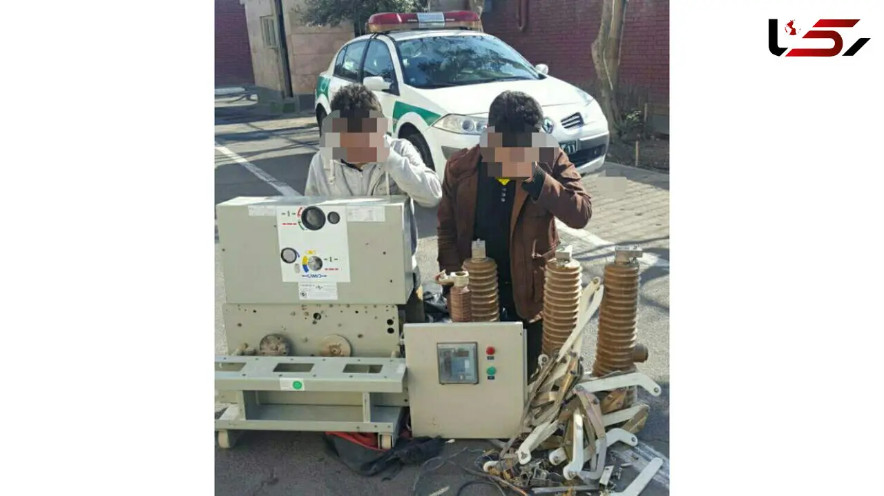 دستگیری سارقان تجهیزات برق بزرگراه بعثت + عکس