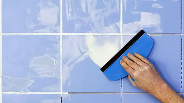 نحوه تمیز کردن کاشی و سرامیک خانه + فیلم