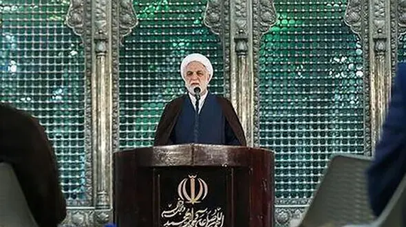 دیدار مردمی محسنی اژه‌ای با تعدادی از مراجعان به دستگاه قضایی / رسیدگی به مسائل و مشکلات و آسیب‌شناسی روندها و رویه‌های موجود در واحدهای قضایی