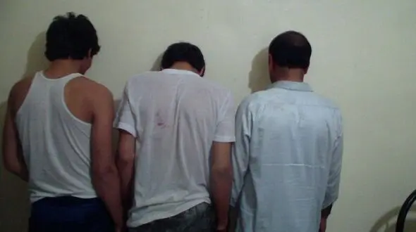 دزدان ماشین در زاهدان دستگیر شدند + عکس