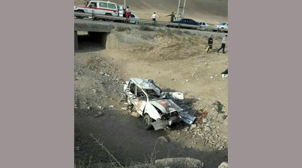 عکسی عجیب از یک تصادف در جاده فیروزکوه + جزییات