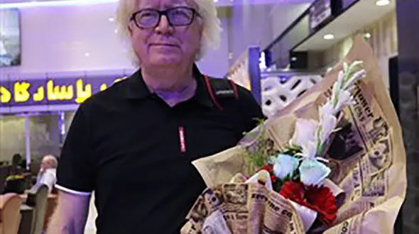 وعده شفر: استقلال من تهاجمی خواهد بود