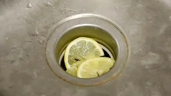 فوت و فن از بین بردن بوی چاه آشپزخانه