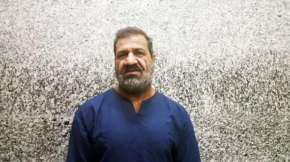 این مدیر عامل قلابی را می شناسید؟ / اسماعیل افراد جویای کار را سرکیسه می کرد +عکس  