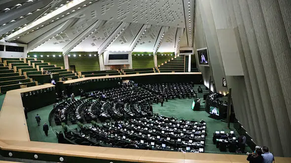 بعضی‌ها در انتخابات به دنبال کاسبی رأی هستند