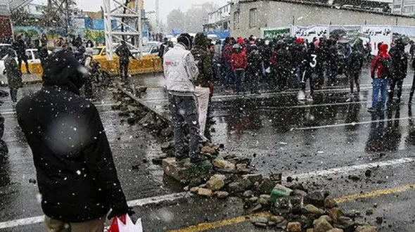 روایت خبری یک عکاس از ناآرامی های اخیر پایتخت