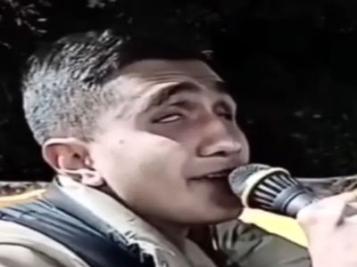 آواز احساسی؛ پسر نابینا رو کسی جدی نمیگرفت تا خواننده گفت بخونه مجلس غوغا شد با صداش