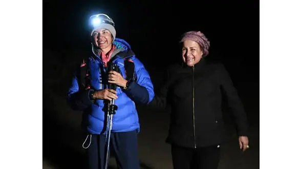 رکوردزنی زن ایرانی در قله دماوند / صعود از چهار جبهه به قله + عکس