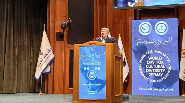 حل مسائل کشور با دیپلماسی ویژه رئیس‌جمهور پزشکیان/جلسات روزانه برای حل مشکل برق/ هویت، امنیت و شخصیت بخش خصوصی باید مورد توجه قرار گیرد