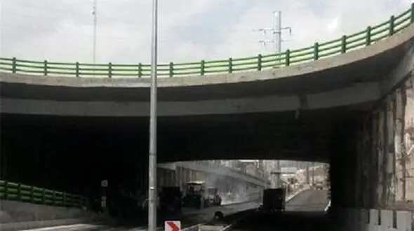 خودکشی دختر ۲۴ساله در سقوط از زیرگذر گچساران