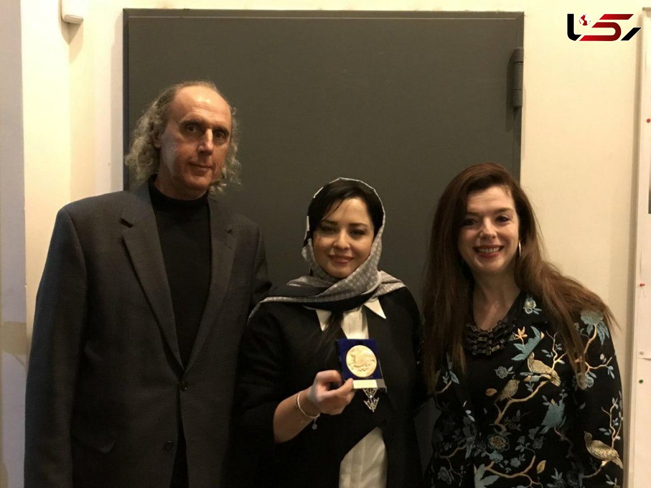 بازیگر زن ایرانی بهترین در یونان شد +عکس