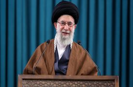 فیلم / پربازدید شدن نظر رهبر انقلاب درباره فردوسی بعد از توهین زینب موسوی به این شاعر بزرگ 