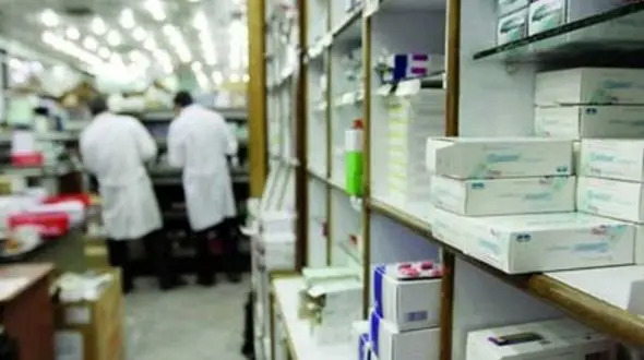 قیمت شربت هندی ۳۰ سی‌سی برابر با قیمت شربت ایرانی ۱۰۰ سی‌سی/فروش سرم در بازار آزاد ۱۰۰ هزار تومان