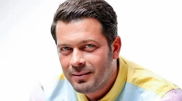 رفتار عجیب پژمان بازغی و همسرش در انظار عمومی ! + عکس باورنکردنی