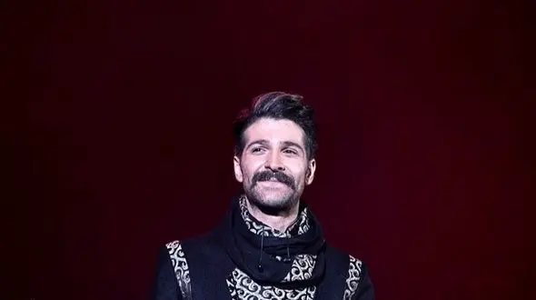 (فیلم) ویدئوی آهنگ حمید هیراد / محال ممکنه من از تو رد بشم ...