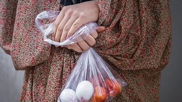 تیم اقتصادی دولت از چابکی لازم برای حل مساله برخوردار نیست /عواقب تصمیمات در  کوتاه مدت دامن گیر کشور خواهد شد
