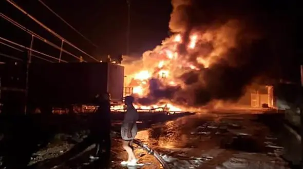 ببینید / انفجار ترسناک چند منزل مسکونی در رومانی