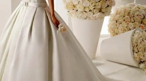 لباس عروس از کی سفید شد؟