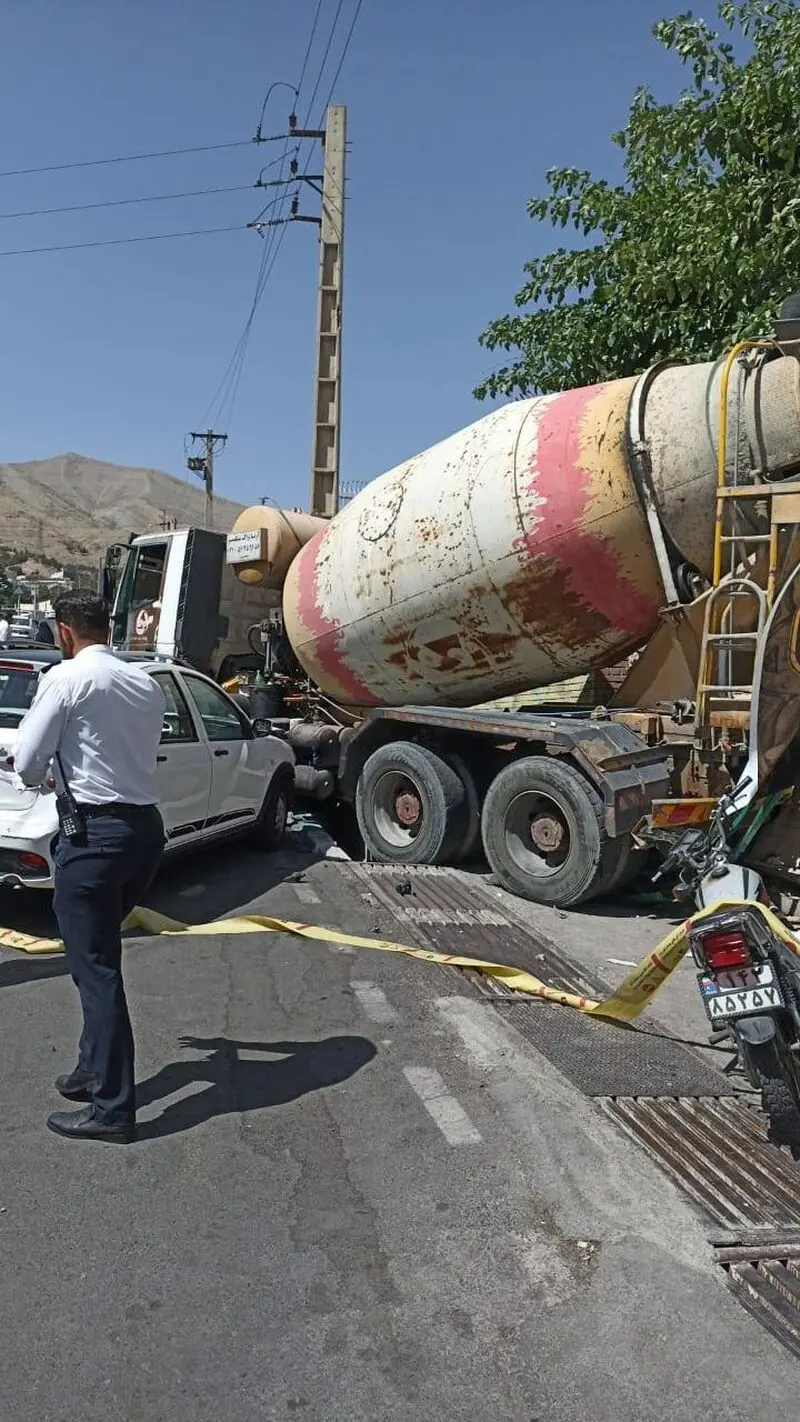 تصادف زنجیره ای