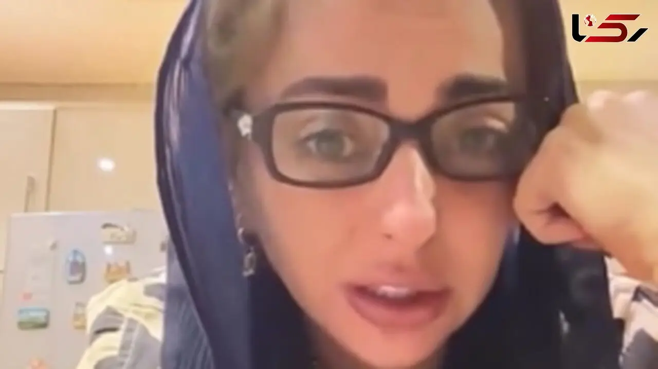 فیلم/ ترس شدید و گریه‌های نفیسه روشن در توضیح ماجرای دزدی/ خودم خونه بودم دزد یه لگد به در زد و دو تا مشت هم...