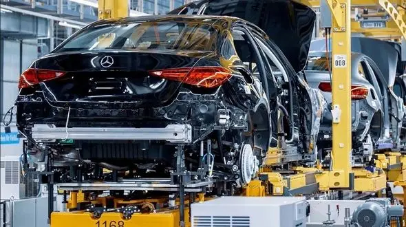 مرسدس بنز چگونه تولید می شود؟ / فیلم