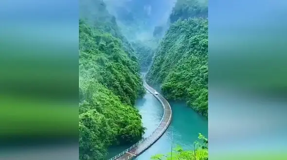 جاده رویایی چین + فیلم