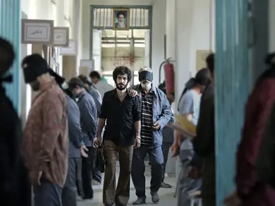 رفع توقیف فیلم سینمایی «لباس شخصی» پس از 7 سال