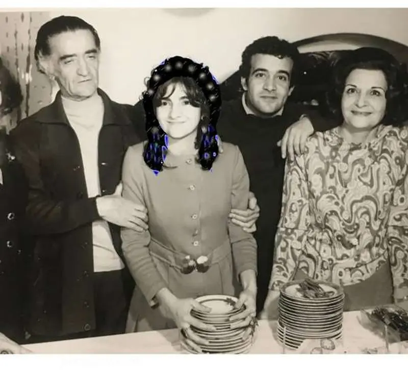 عکس جوانی گلاب آدینه