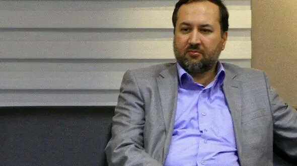 با جلسات تشریفاتی نمی توان کرونا را مدیریت کرد / چرا حتی قالیباف در ستاد مبارزه با کرونا نیست؟