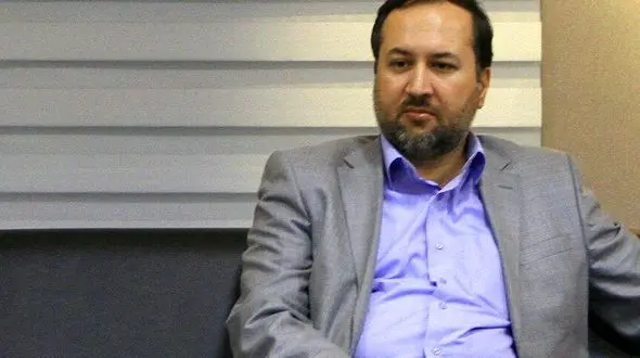 با جلسات تشریفاتی نمی توان کرونا را مدیریت کرد / چرا حتی قالیباف در ستاد مبارزه با کرونا نیست؟