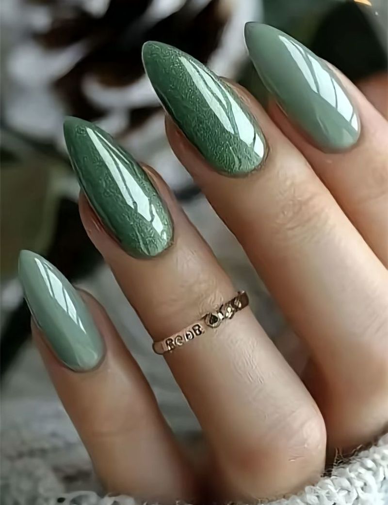 لاک ناخن ژل آیس سبز