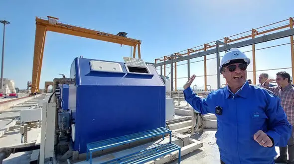 پروژه ملی آب شیرین کن بندرعباس آب شرب و صنایع هرمزگان، یزد و کرمان را تامین خواهد کرد 