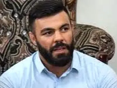 فیلم/ امیرعلی اکبری: ازدواج مثل مرگ است!.../ وقتش که برسه...