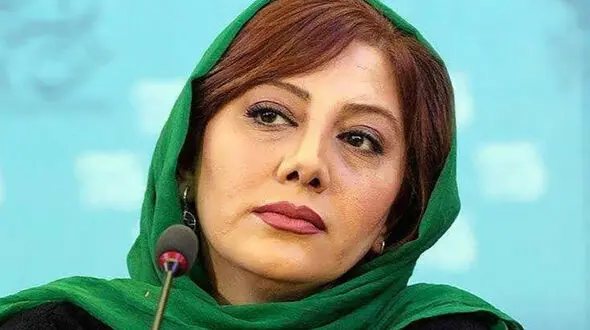 متن عاشقانه خانم بازیگر برای رهبر شهید ؛ زهرا داوودنژاد: او پهلوان تاریخ است