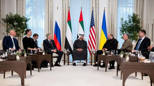 مذاکرات سه‌جانبه درباره اوکراین به روز دوم کشیده شد