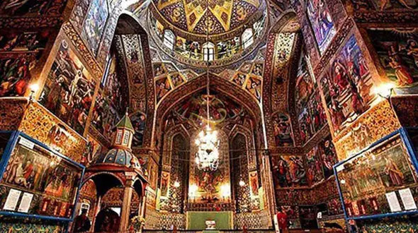 زیبایی های کلیسای وانک در اصفهان + فیلم