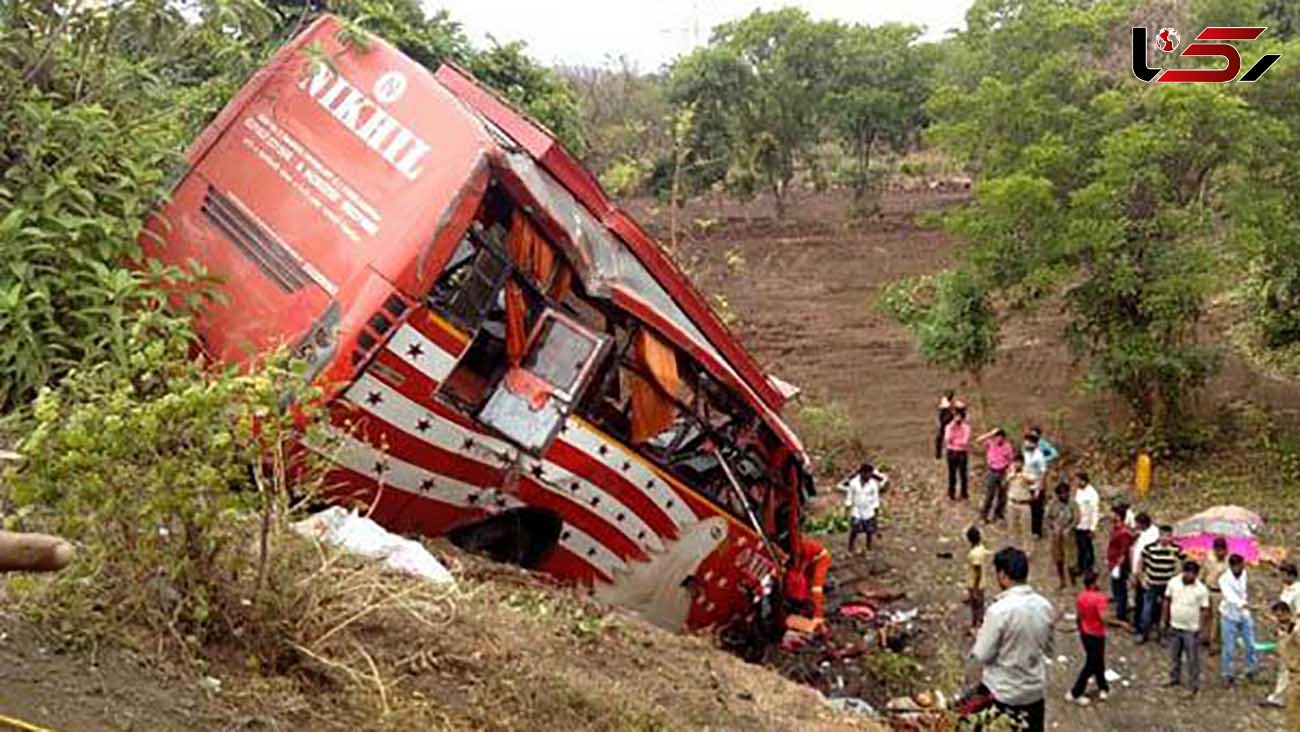 15 کشته در تصادف هولناک اتوبوس با کامیون + جزییات