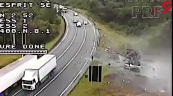 فیلم هولناک از تصادف مرگبار تریلی حمل سوخت