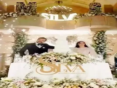 فیلم  رقص کیک مریم مومن و شوهرش در شب عروسی شان /  با آهنگ عربی لو اقلک انی بحبک همه میهمانان جشن رو به وجد آوردند ...