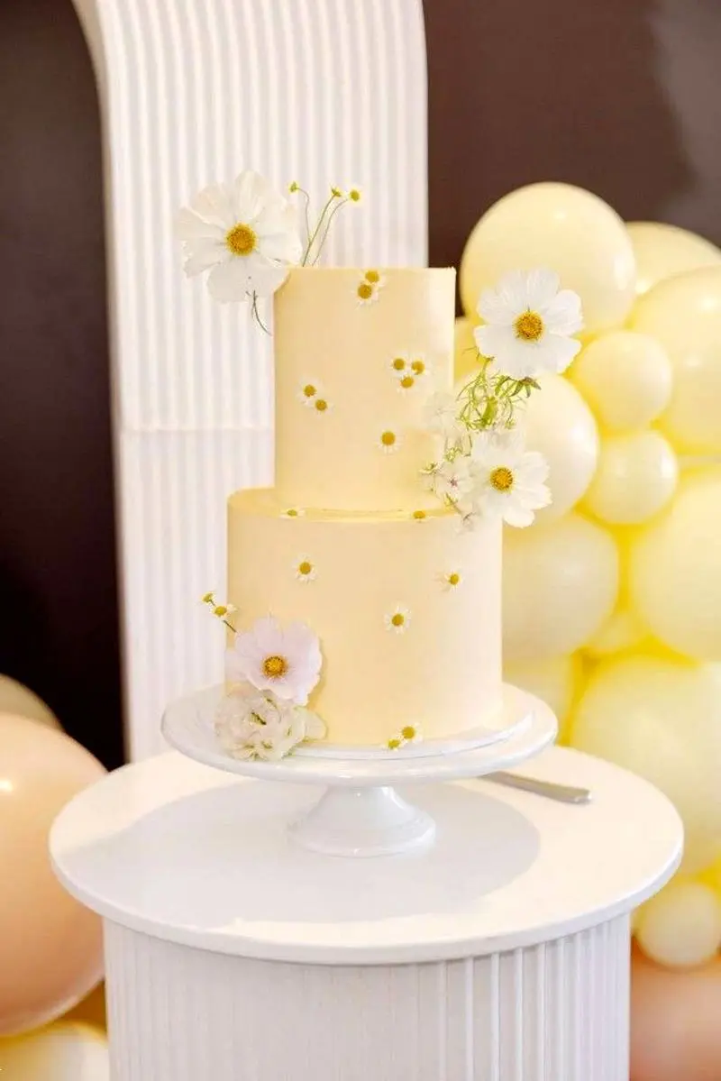 کیک تولد دو طبقه دخترانه شیک | 20 طرح متنوع و جدید کیک تولد دخترانه دو طبقه شیک بسیار لاکچری