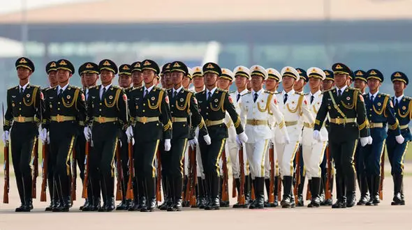 رژه پرشکوه در پکن همزمان با گردهمایی رهبران چین روسیه کره شمالی و ایران برگزار شد