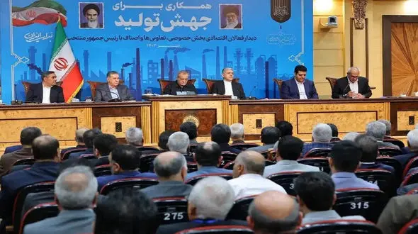 پزشکیان: انتخاب کابینه باید از بهترین‌های اصولگرا و اصلاح طلب باشد