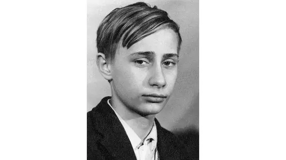 این کودک خیابانی قدرتمندترین مرد روسیه شد ! + عکس