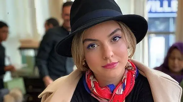 فیلم  دنیا مدنی و گربه اش!