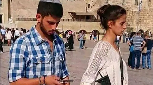 توهین کثیف دختر اسرائیلی به مسلمانان + عکس 