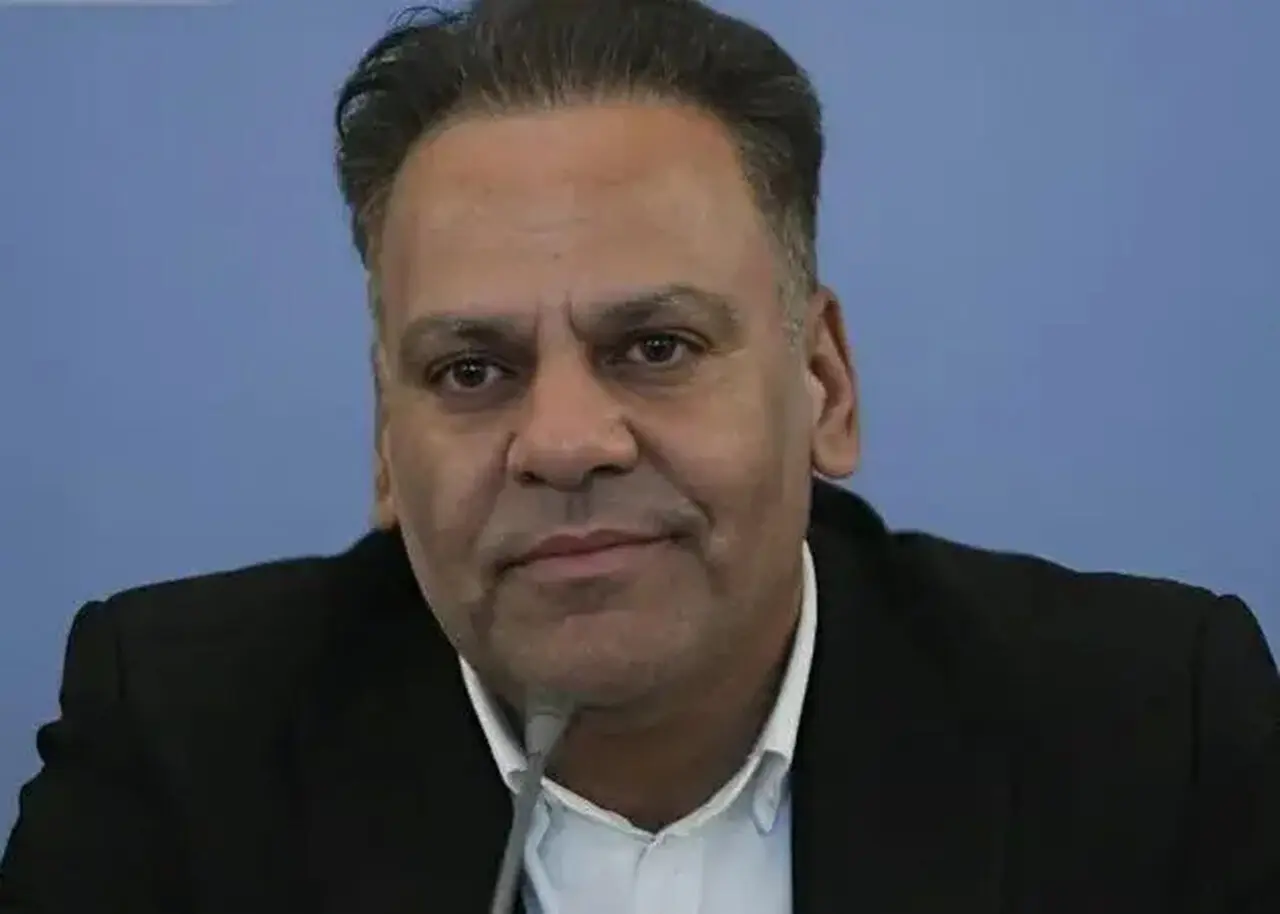 تفکری: پول را پرداخت کرده ایم و منتظر تایید فیفا هستیم