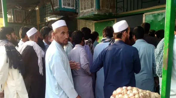 وضعیت کرونا در سیستان و بلوچستان/ مردم قادر به خرید ماسک نیستند